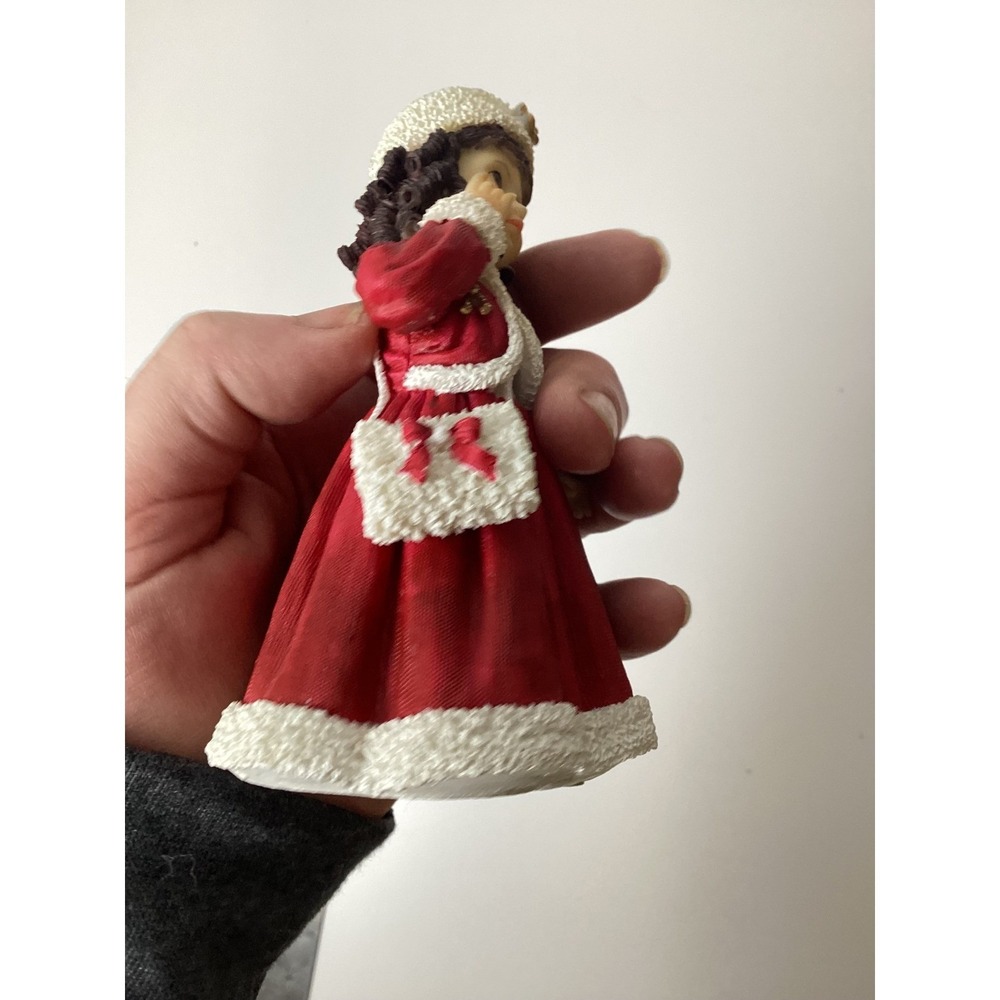 Vintage Style Victorian Girl Figurine Red Winter Coat White Trim 5 Inch Statue - Picture 7 of 9